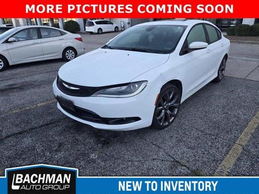 2016 Chrysler 200 S