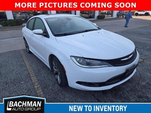 2016 Chrysler 200 S