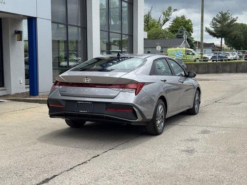 2025 Hyundai ELANTRA HEV Blue