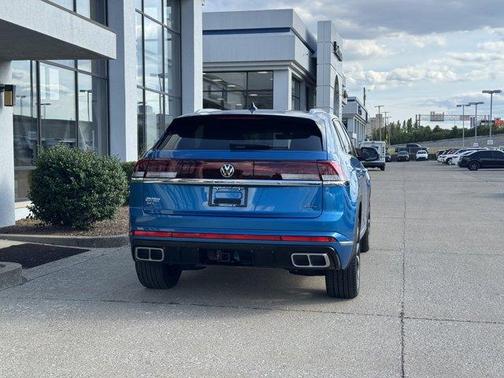 2024 Volkswagen Atlas Cross Sport 2.0T SEL Premium R-Line