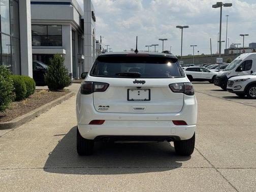 2023 Jeep Compass Altitude