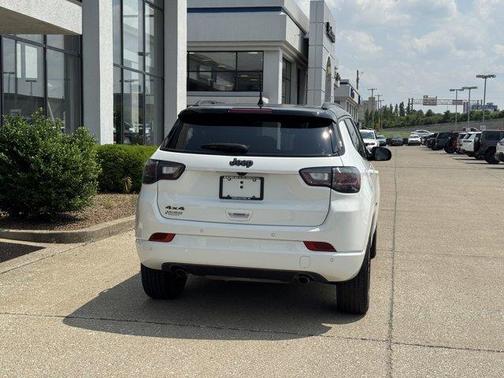 2023 Jeep Compass Altitude