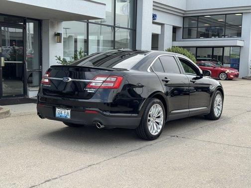 2018 Ford Taurus Limited