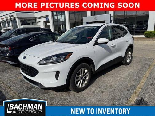 Oxford White 2021 Ford Escape SE