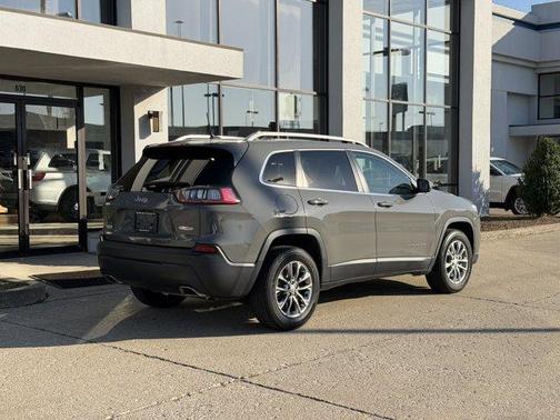 2021 Jeep Cherokee Latitude Lux