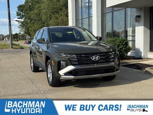 2025 Hyundai TUCSON SE