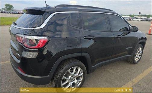 2022 Jeep Compass Latitude Lux
