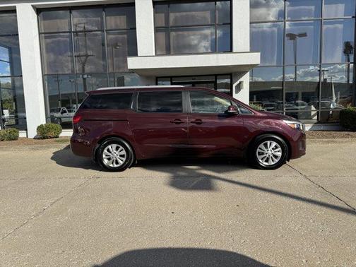 2017 Kia Sedona LX