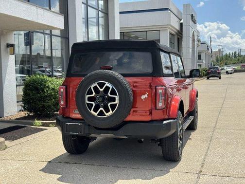 2022 Ford Bronco Outer Banks