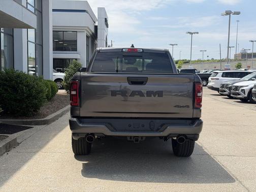 Granite Crystal Metallic Clearcoat 2026 RAM 1500 Express