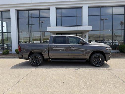 Granite Crystal Clearcoat Metallic 2026 RAM 1500 Express