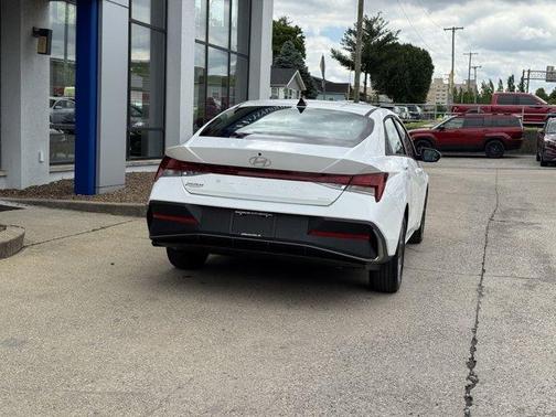 2025 Hyundai ELANTRA HEV Blue