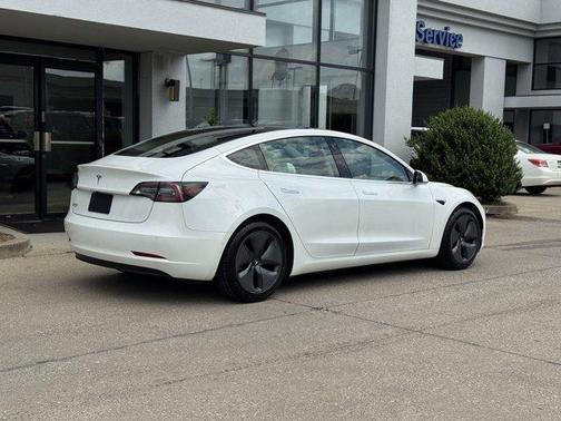 2020 Tesla Model 3 Standard Range