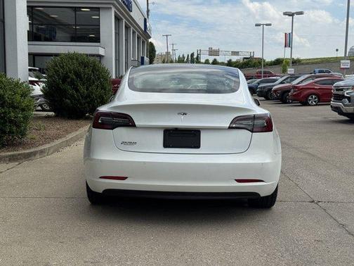 2020 Tesla Model 3 Standard Range