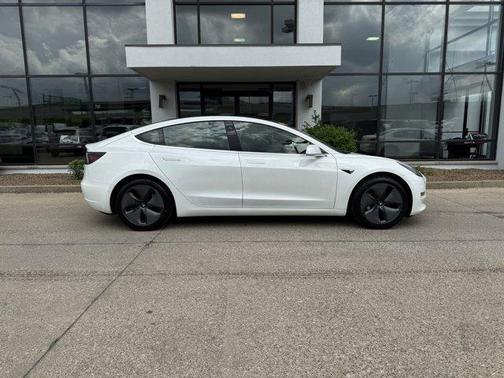 2020 Tesla Model 3 Standard Range