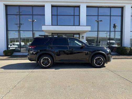 2023 Nissan Pathfinder Rock Creek