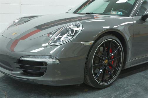 2014 Porsche 911 Carrera 4S