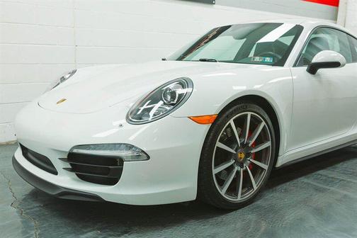 Black 2013 Porsche 911 Carrera 4S