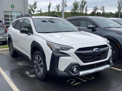 Crystal White Pearl 2024 Subaru Outback Limited