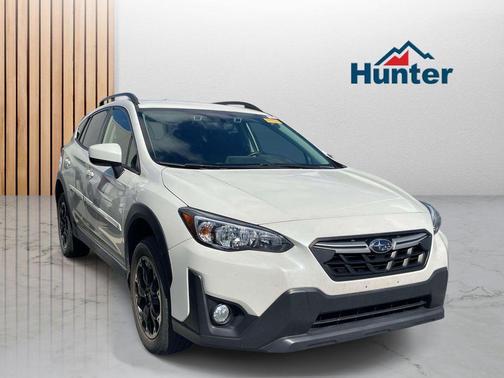 Crystal White Pearl 2023 Subaru Crosstrek Premium