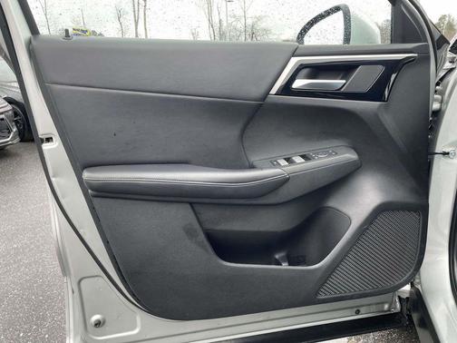 2023 Mitsubishi Outlander SE Black Edition