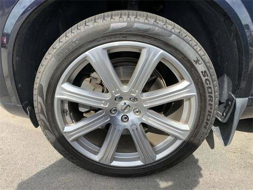 2017 Volvo XC90 Hybrid T8 Inscription