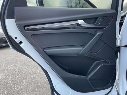 2018 Audi Q5 2.0T Tech Premium