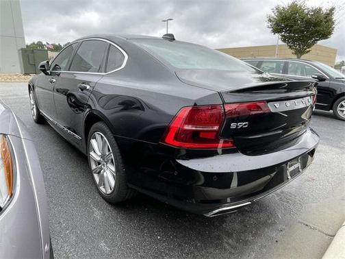 2019 Volvo S90 Recharge Plug-In Hybrid T8 Inscription