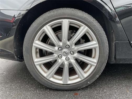 2019 Volvo S90 Recharge Plug-In Hybrid T8 Inscription