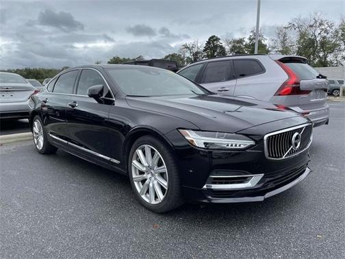 2019 Volvo S90 Recharge Plug-In Hybrid T8 Inscription