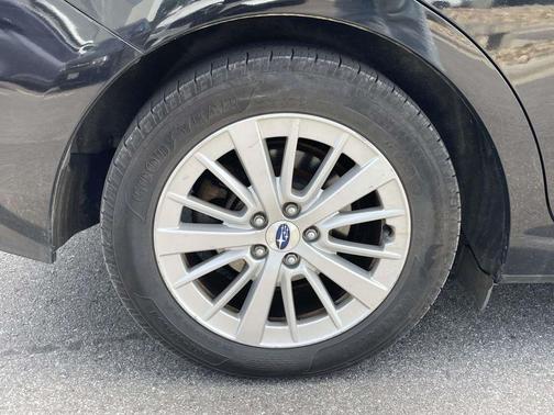 Crystal Black Silica 2017 Subaru Impreza 2.0i Premium