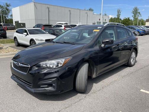 Crystal Black Silica 2017 Subaru Impreza 2.0i Premium