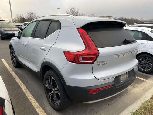 2022 Volvo XC40 T5 Inscription