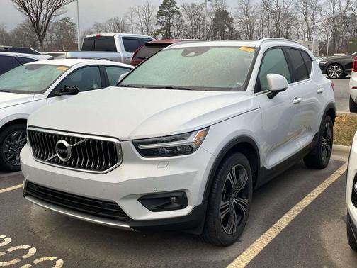 2022 Volvo XC40 T5 Inscription