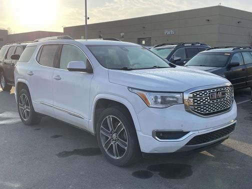 2019 GMC Acadia Denali