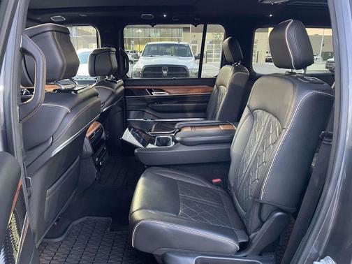 2024 Jeep Grand Wagoneer L Series III