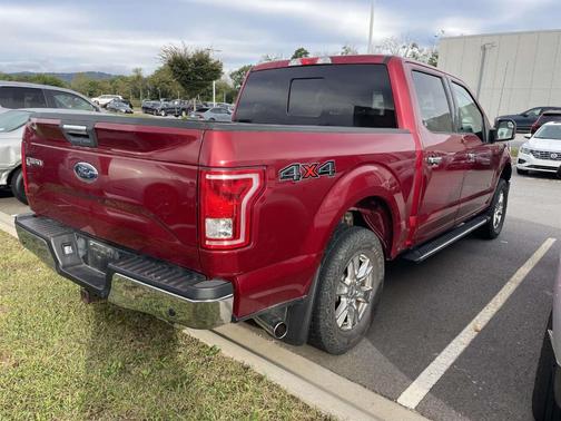 Ruby Red Metallic Tinted Clearcoat 2016 Ford F-150 XLT