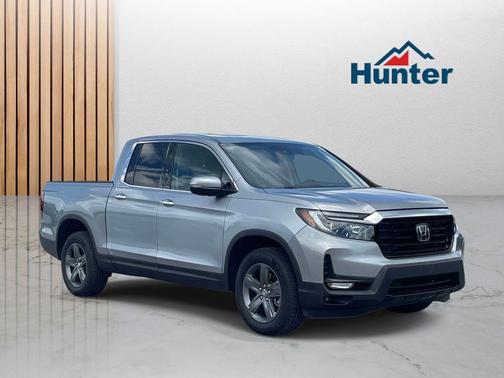 Lunar Silver Metallic 2023 Honda Ridgeline RTL-E
