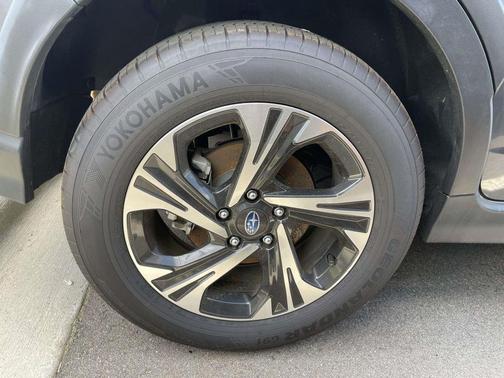 Magnetite Gray Metallic 2025 Subaru Crosstrek Premium