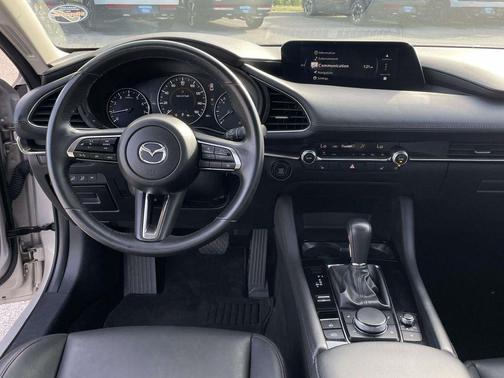 Platinum Quartz Metallic 2024 Mazda Mazda3 FWD w/Preferred Package