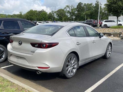 Platinum Quartz Metallic 2024 Mazda Mazda3 FWD w/Preferred Package