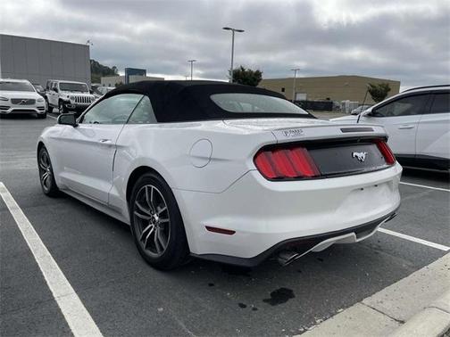 2017 Ford Mustang EcoBoost Premium
