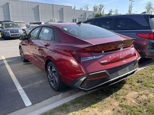 Red 2025 Hyundai ELANTRA SEL Sport