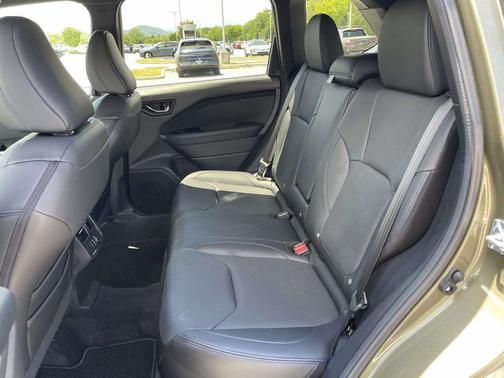 Autumn Green Metallic 2026 Subaru Forester Limited