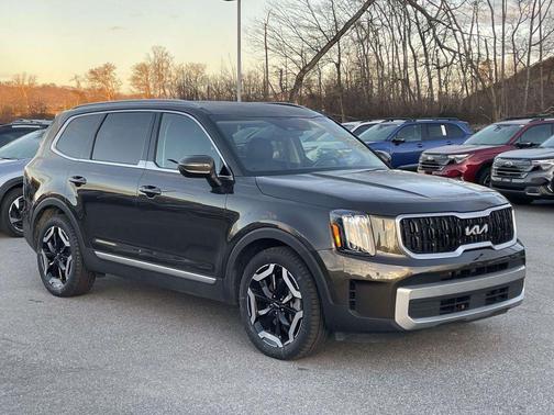 2023 Kia Telluride EX
