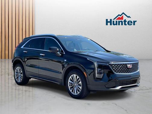 Stellar Black Metallic 2025 Cadillac XT4 Premium Luxury