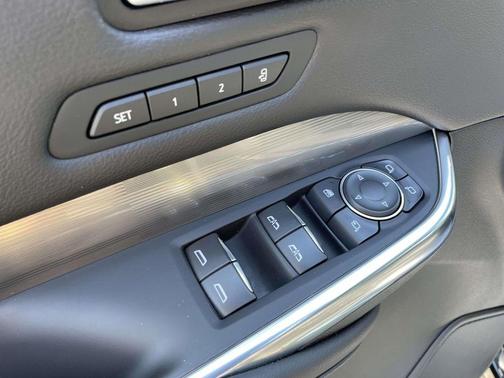Stellar Black Metallic 2025 Cadillac XT4 Premium Luxury