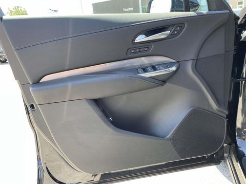 Stellar Black Metallic 2025 Cadillac XT4 Premium Luxury