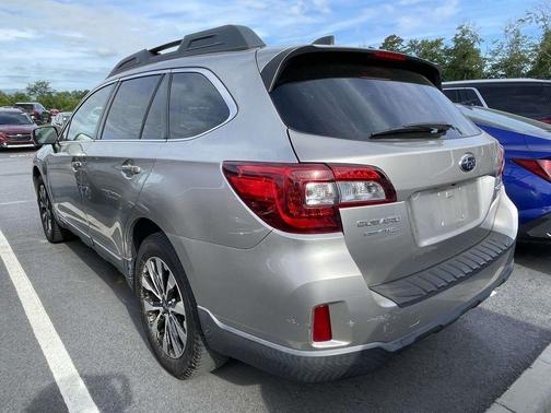 Tungsten Metallic 2017 Subaru Outback 2.5i Limited