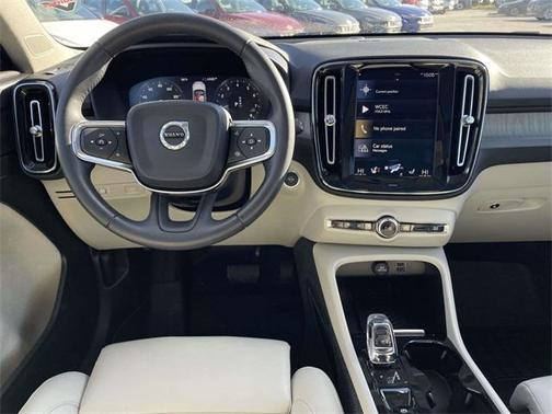 2019 Volvo XC40 T5 Inscription